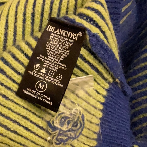 Blanknyc] Womens Cropped Turtleneck Sweater Pullover Size medium - Picture 7 of 12